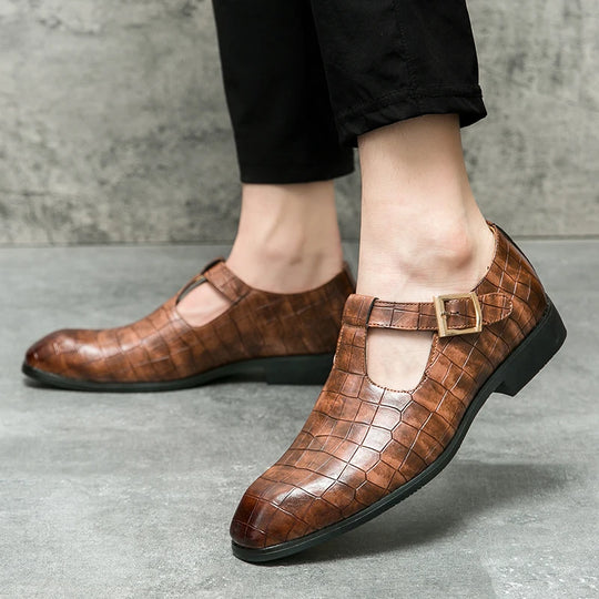 Designer Leisure Men's Sandals Summer New Alligator Pattern Buckle Strap Flats Shoes Male Business Driving Casuals Shoes