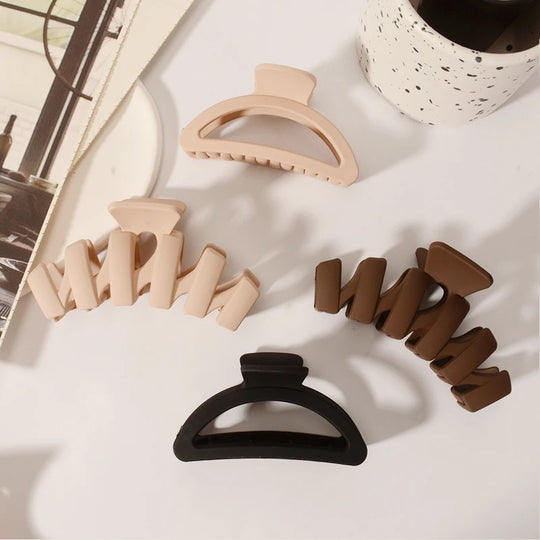 5PCS Frosted Hair Clips Simple Big Hair Claw Clips for Women Girls Thin Thick Curly Hair Jaw Clips Shark Clips Hair Accessories