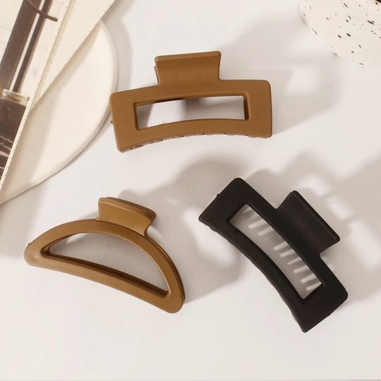 5PCS Frosted Hair Clips Simple Big Hair Claw Clips for Women Girls Thin Thick Curly Hair Jaw Clips Shark Clips Hair Accessories