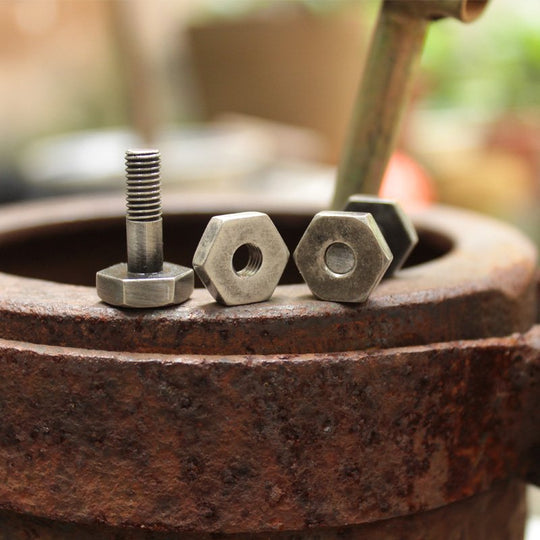 Agonal Screw Cufflinks