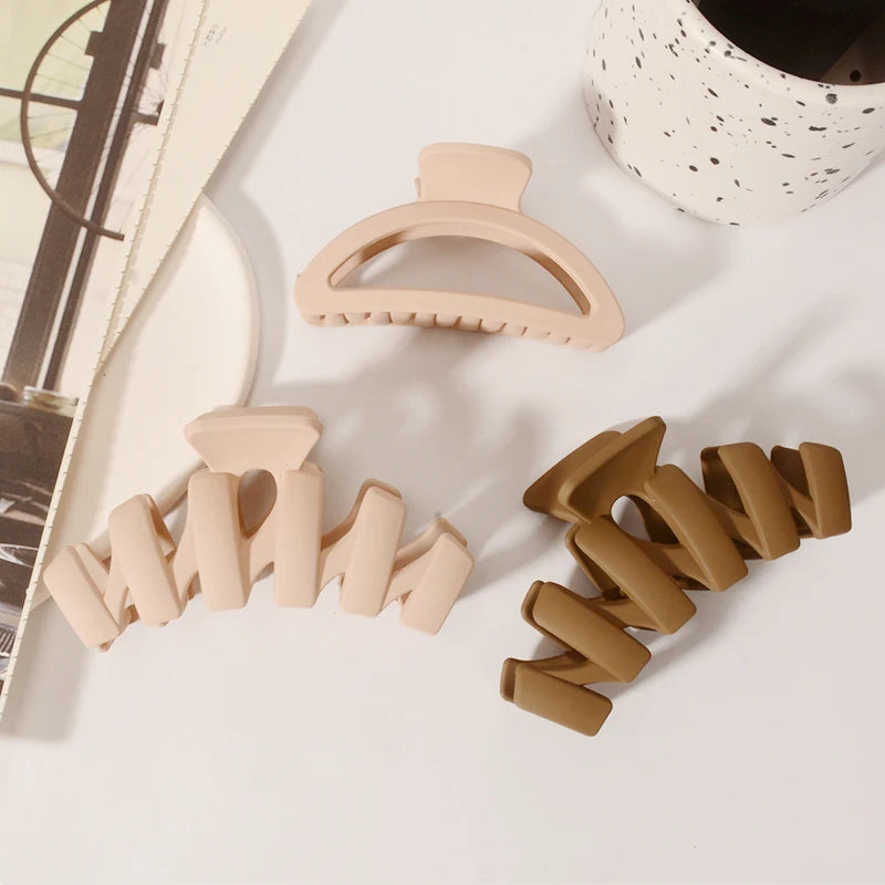 5PCS Frosted Hair Clips Simple Big Hair Claw Clips for Women Girls Thin Thick Curly Hair Jaw Clips Shark Clips Hair Accessories