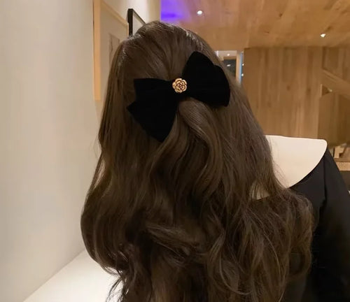 New Black Velvet Bow Hair Pins Elegant Fabric Alloy Roses Hair Clips