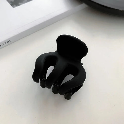 Women Elegant Black Geometric Plastic Hair Claw Lady Sweet Long Hair