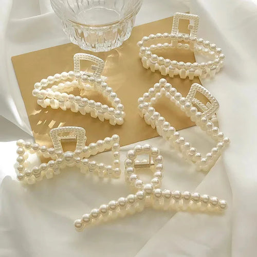 5Piece Elegant Faux Pearl Hair Claw Set Versatile Clips for All Hair