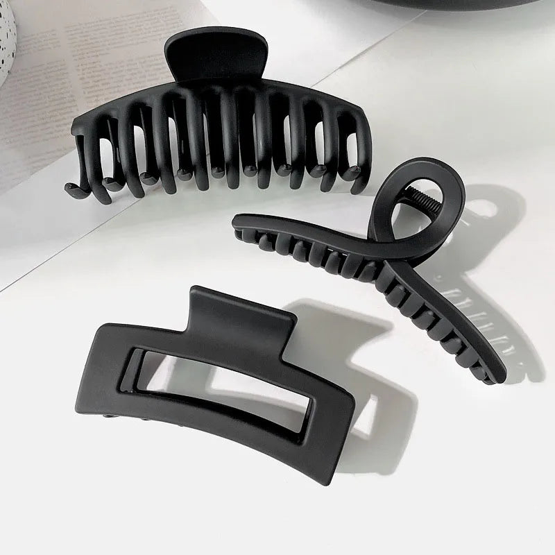 Women Elegant Black Geometric Plastic Hair Claw Lady Sweet Long Hair