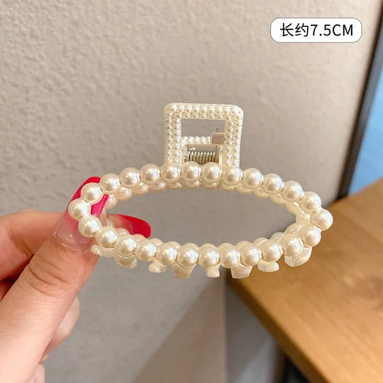 5Piece Elegant Faux Pearl Hair Claw Set Versatile Clips for All Hair