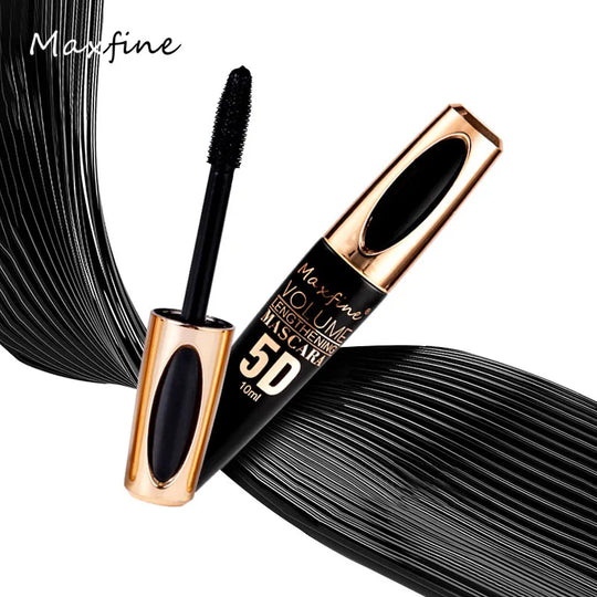 MAXIFINEST 5D Silk Fiber Eyelash Mascara, the Black Amount and Length of