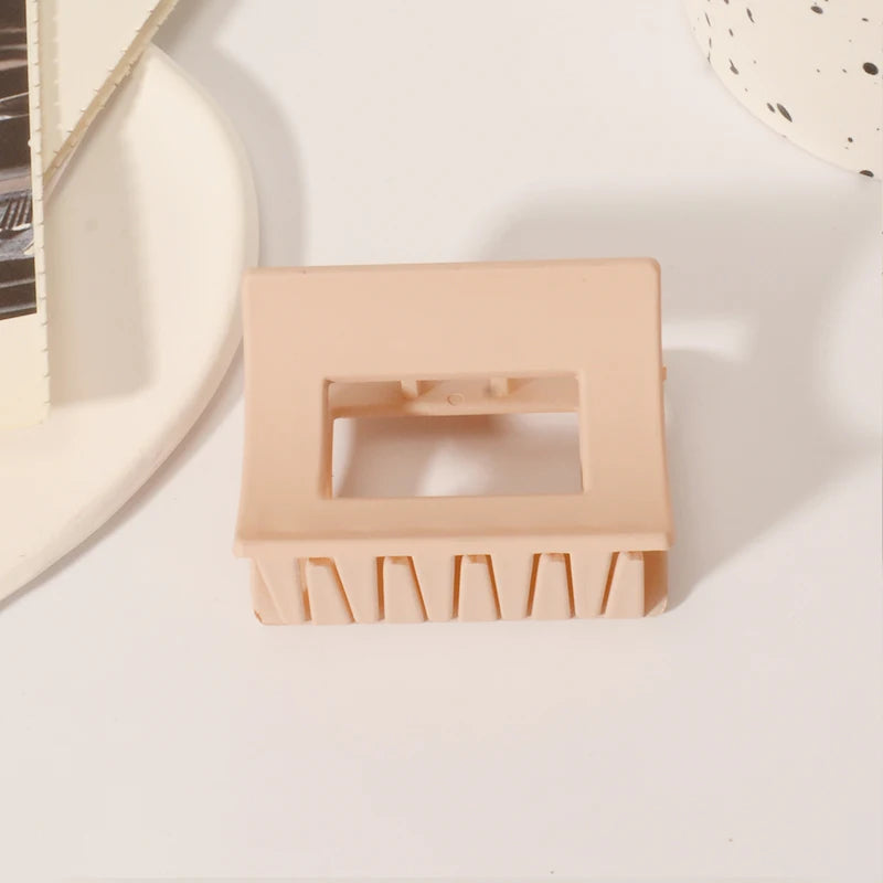 5PCS Frosted Hair Clips Simple Big Hair Claw Clips for Women Girls Thin Thick Curly Hair Jaw Clips Shark Clips Hair Accessories