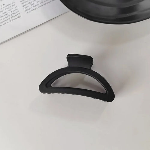 Women Elegant Black Geometric Plastic Hair Claw Lady Sweet Long Hair
