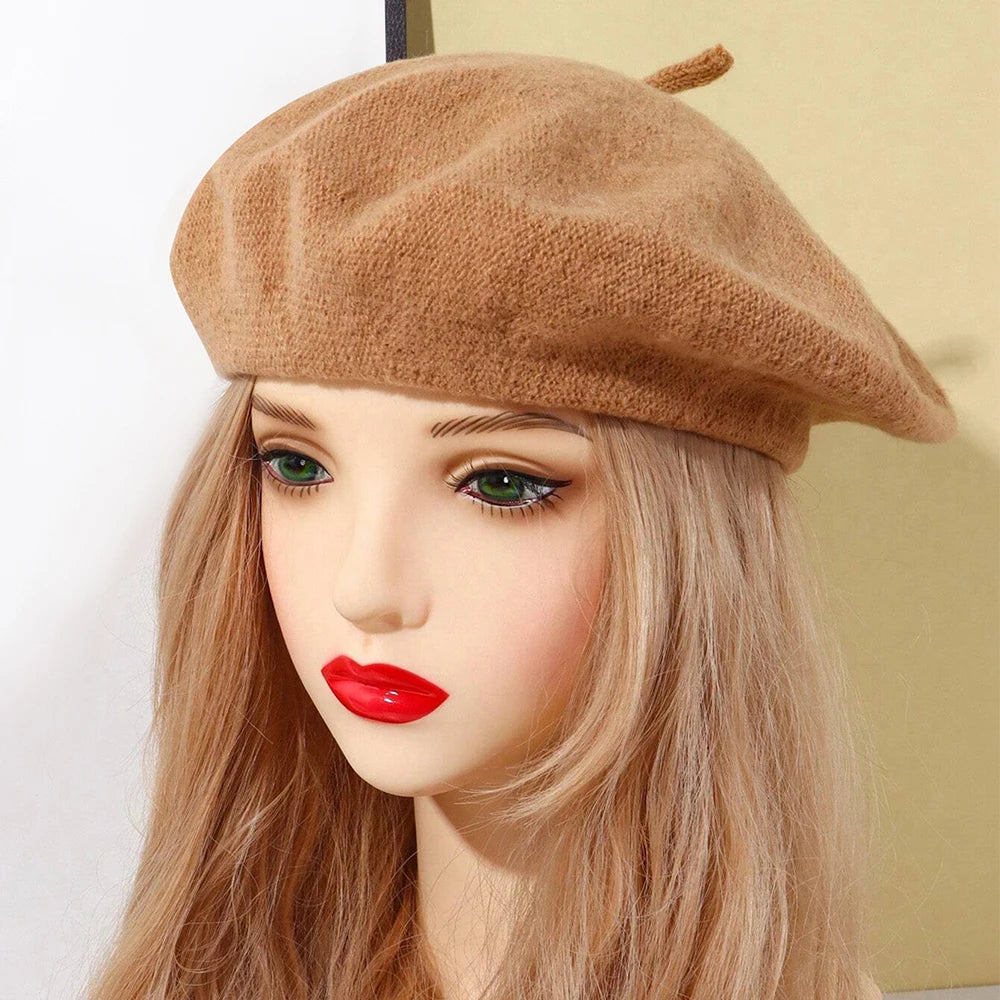 1pc New Autumn And Winter Women's Knitted Warm Hat French Fashion Beret Versatile Temperament Painter Hat Suitable For Daily Use