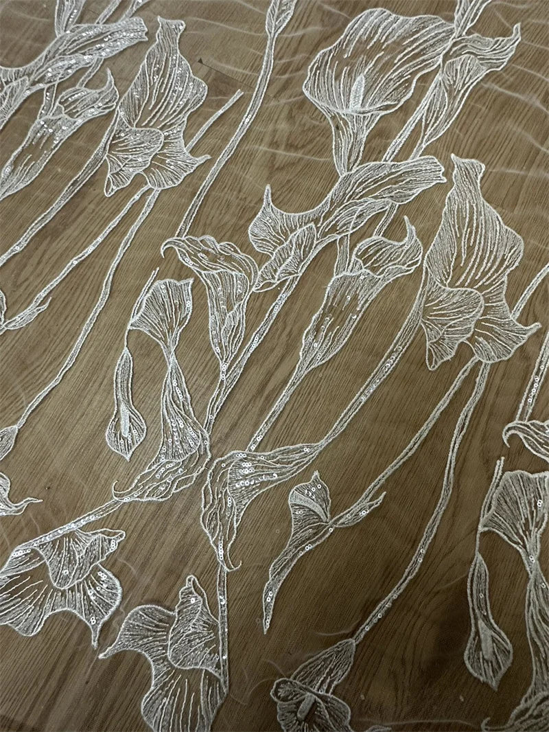New Hot  Low Price  Off White Embroidery Wedding Dress Tulle Lace