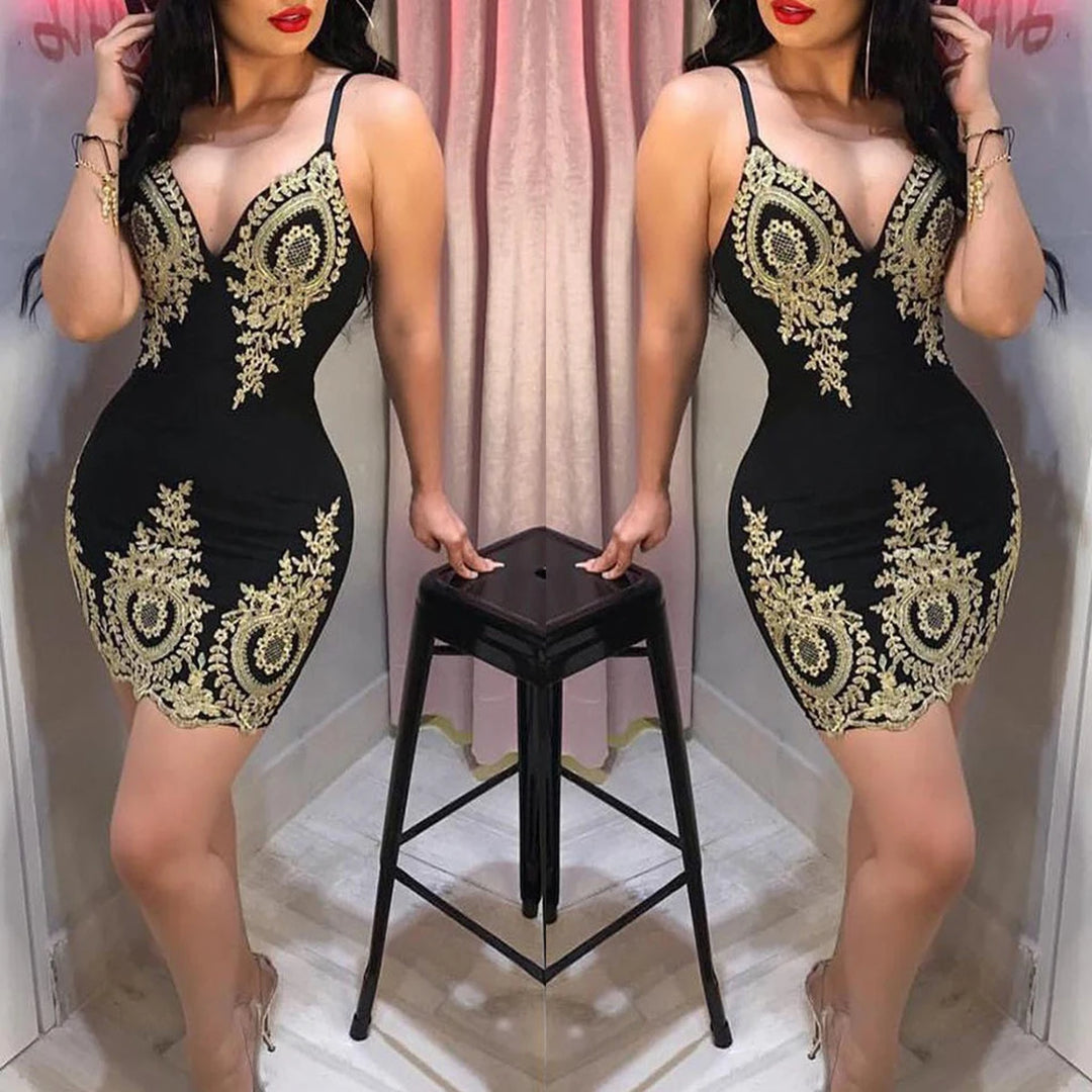 Sexy summer party halter dress Sleeveless slim-fit mini dress with low