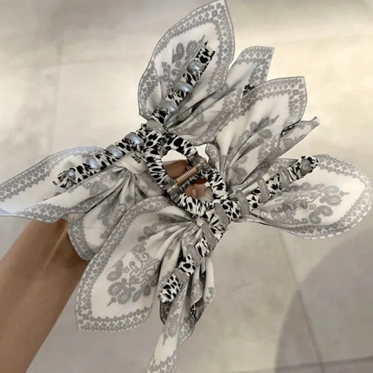 1pc new double-sided cashew flower love grabbing clip butterfly knot