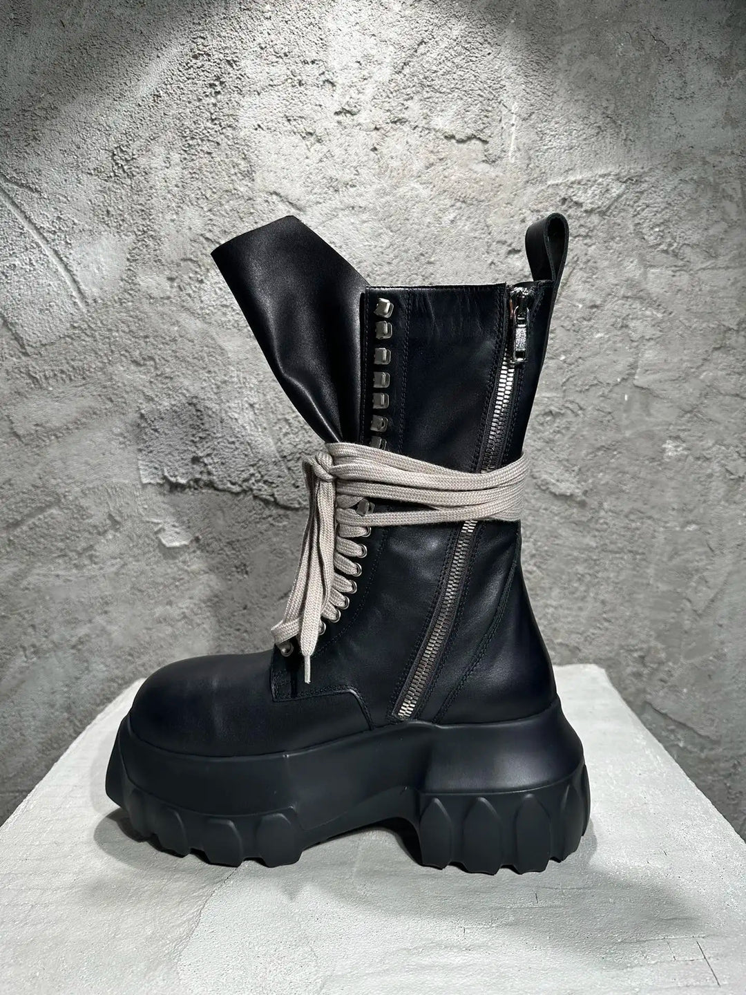Men's High Top Shoes Platform Woman Sneakers Leather Lace Up Gothic Heels Luxury Vintage Trendy Designer Black Male Boots