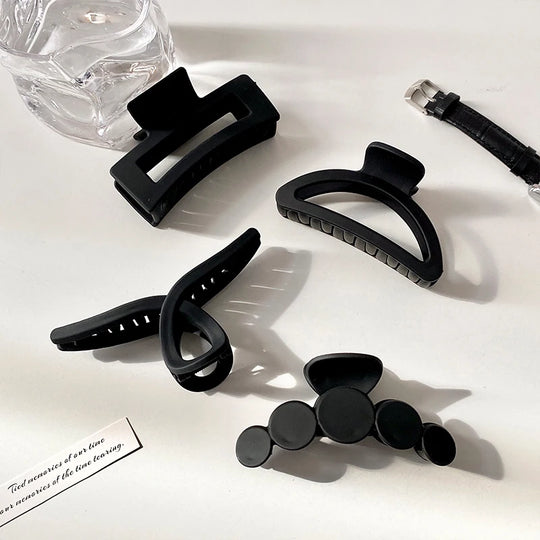 Women Elegant Black Geometric Plastic Hair Claw Lady Sweet Long Hair