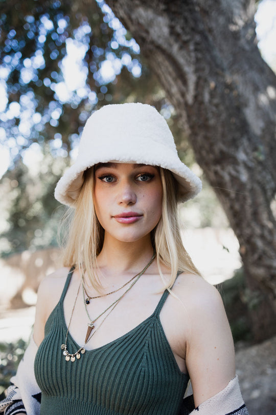 Reversible Teddy Suede Bucket Hat