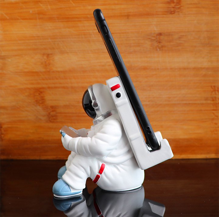 Astronaut Phone Holder