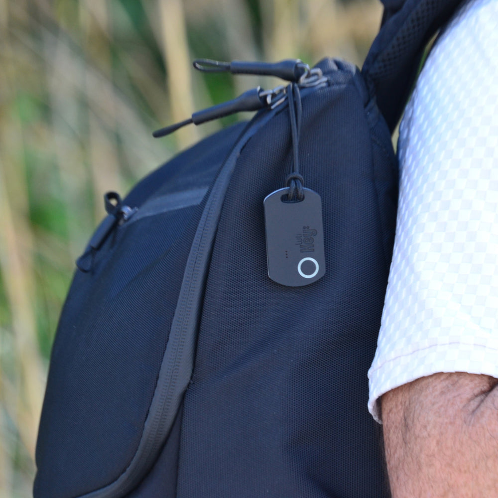 LutiKey Bluetooth Tracker – Compact Key Finder for Valuables